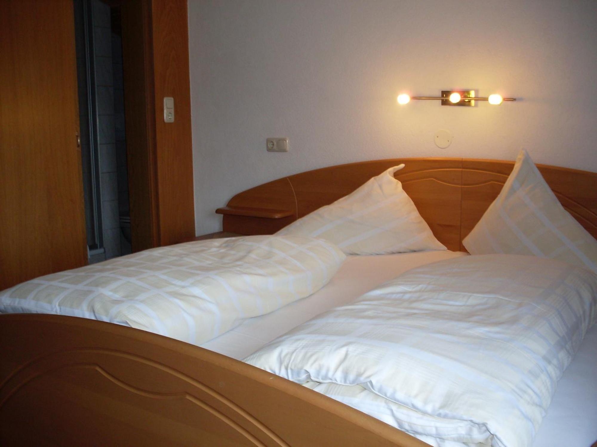 Pension Talblick In Waengle Bei Reutte Ruang foto