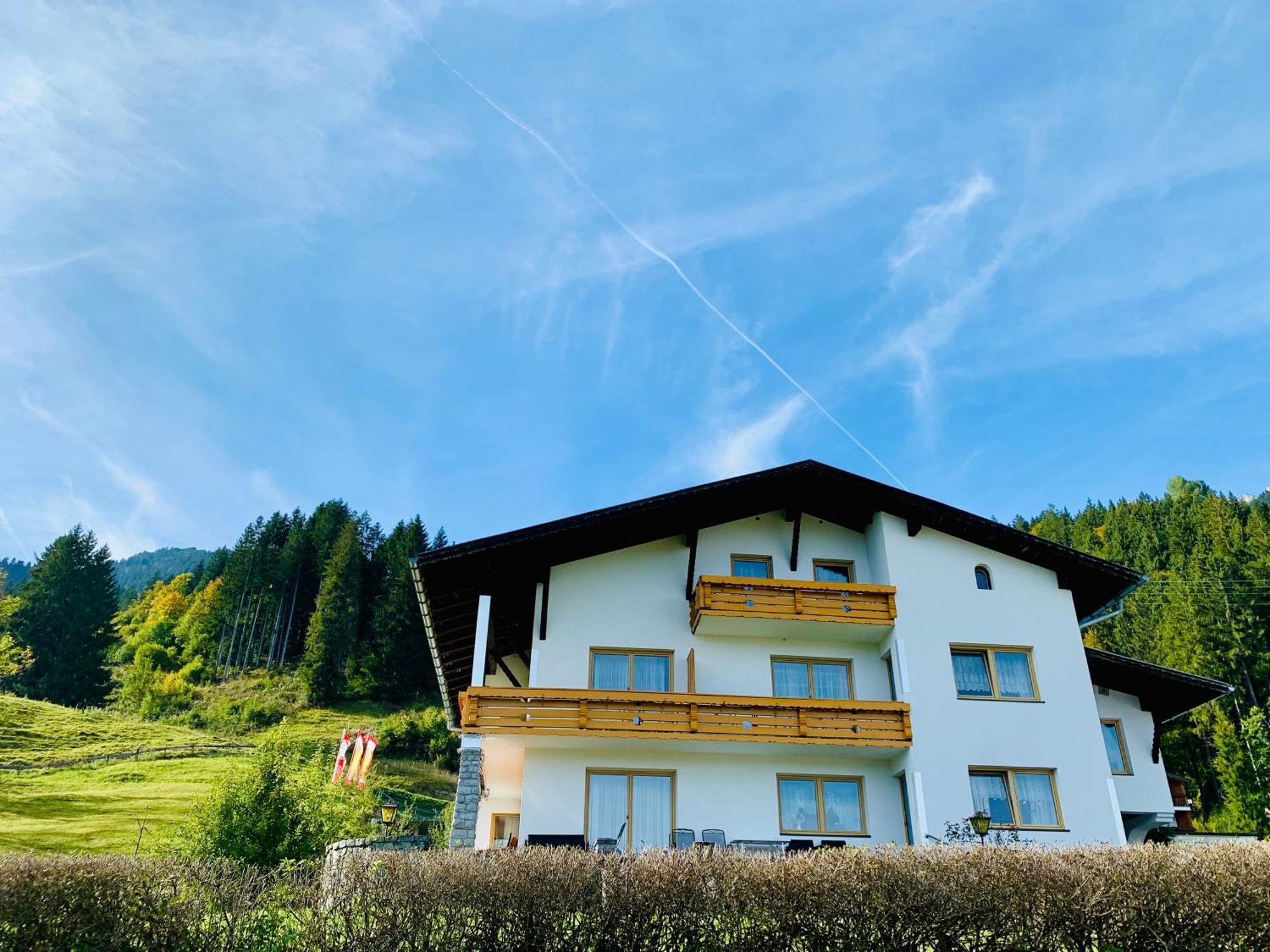 Pension Talblick In Waengle Bei Reutte Bagian luar foto
